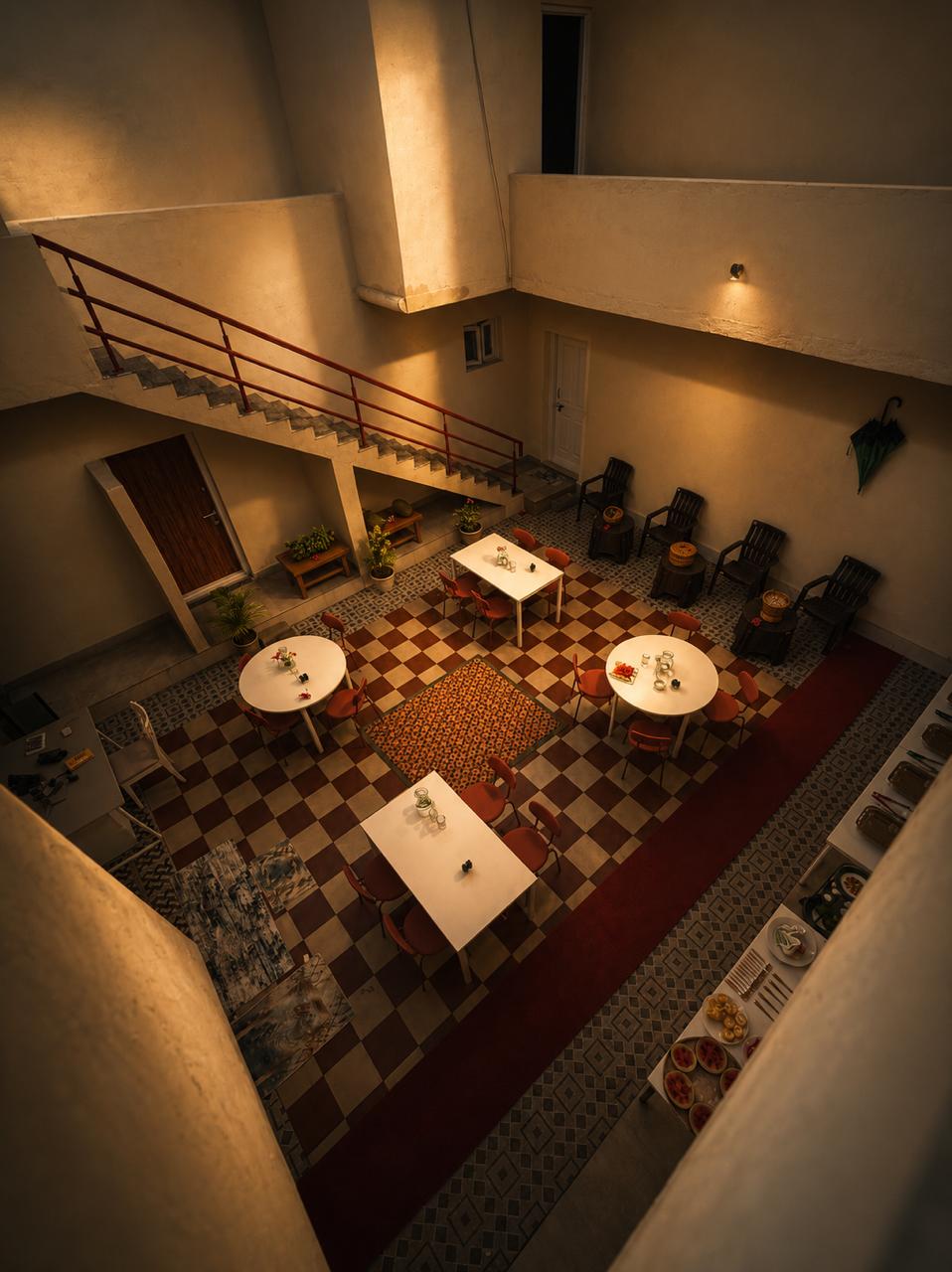Communal Estate Dining